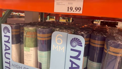Nautilus Yoga Mat with Strap