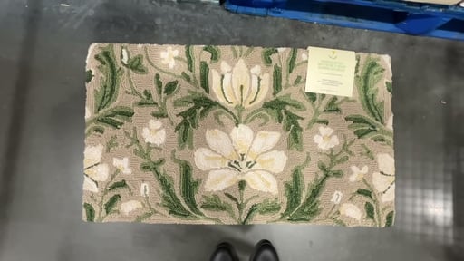 Hand-Hooked Accent Rug, 22" x 38"