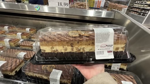 Chocolate Chip Cookie Bar Cake