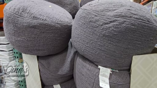 Boucle Indoor Pouf