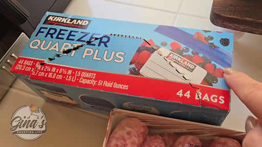 Kirkland Signature Freezer Quart Plus Bags, 6 Boxes of 44 Count (Total 264)