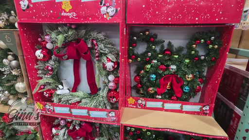 30" Disney Holiday Pre-Lit Wreath