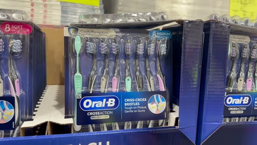 Oral-B CrossAction Advanced Toothbrush 8 Count
