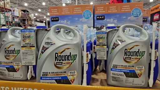 Roundup Dual Action Weed & Grass Killer Plus 4 Month Preventer with Easy Mix Refill, 1.33 Gallon