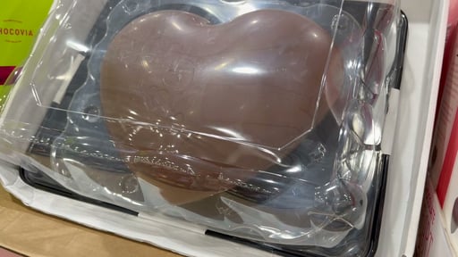 Del Conte Giant Heart 5.5 Pounds