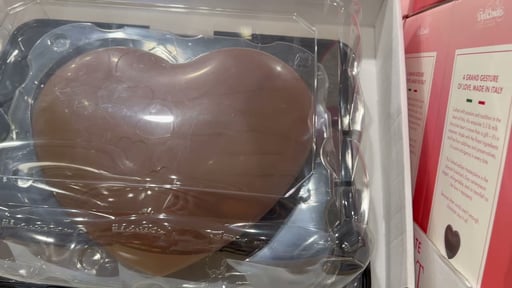 Chocovia Pink Chocolate Dubai Style 22 oz (1.37 lbs)