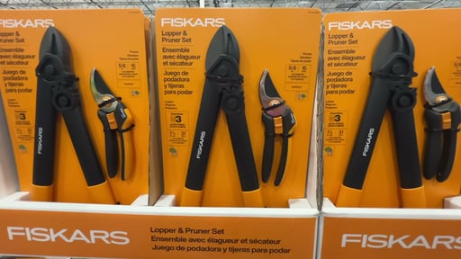 Fiskars 2-Piece Lopper and Pruner Set