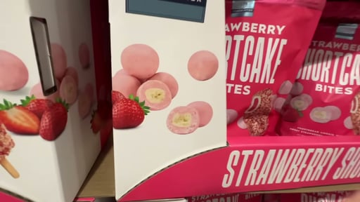 Edward Marc Strawberry Shortcake Bites 20 Ounce Bag