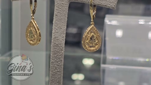 14kt Yellow Gold Pear Drop Earrings Made in Italy