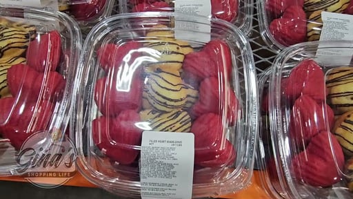 Filled Heart Madeleines 9 Count