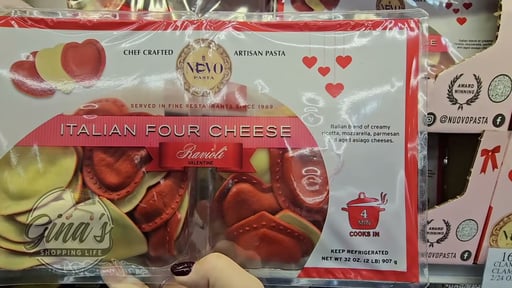 Nuovo Pasta Heart Ravioli 4 Cheese 32 oz