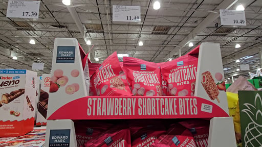 Edward Marc Strawberry Shortcake Bites 20 Ounce Bag