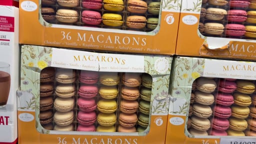 Le Chic Pâtissier Gourmet Macarons 21 Count