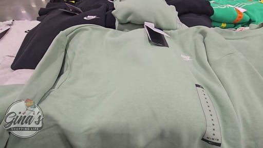 Nike Women's Club Fleece Crewneck Sweatshirt