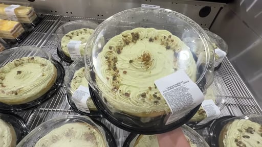 Pistachio Cheesecake with Whipped Topping