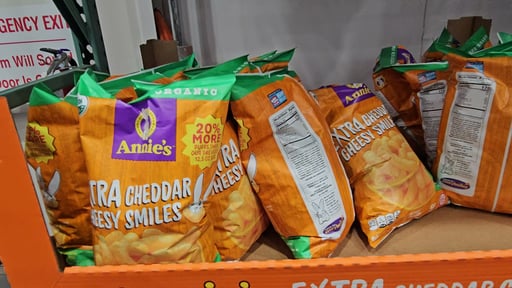 Annie's Organic Extra Cheddar Cheesy Smiles