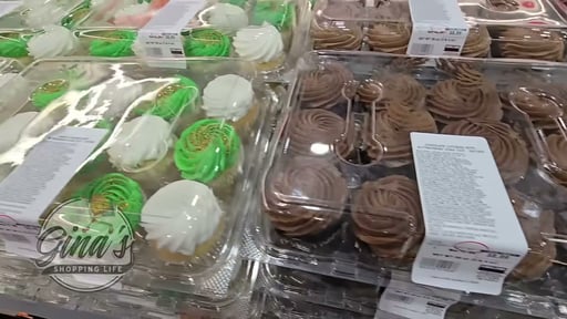 White Cupcakes with White Buttercream 12 Count