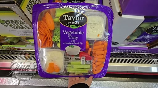 Taylor Farms Vegetable Tray with Everything Ranch Dip