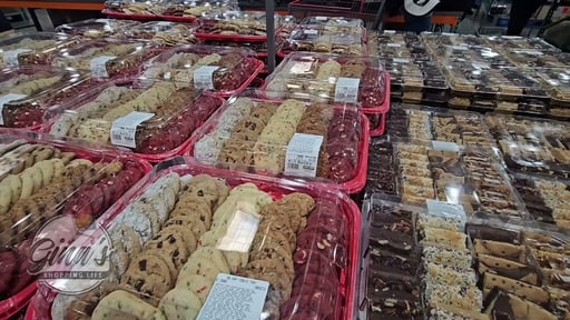 Holiday Cookie Tray 60 Count