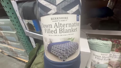 Berkshire Down Alternative Blanket, Twin 66" x 96"