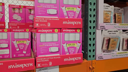 Swisspers Premium Hypoallergenic Cotton Rounds 900 Count