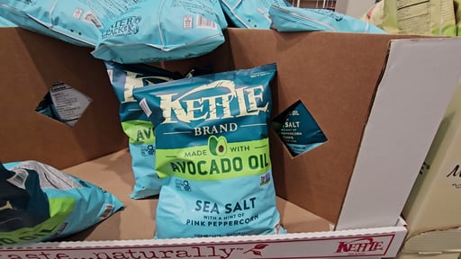 Kettle Brand Made with Avocado Oil Sea Salt Pink Peppercorn Chips 22.5 oz