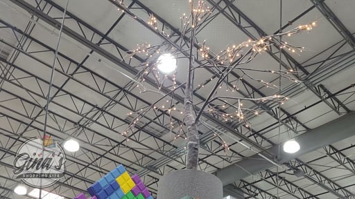 7' LED Potted Tree with Twinkle Lights