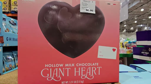 DelConte Giant Chocolate Heart 5.51 lb