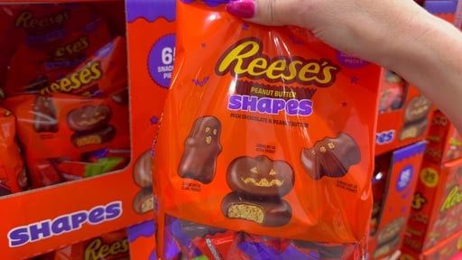 Reese's Halloween Peanut Butter Shapes, 65 Snack Size Pieces, 39 oz
