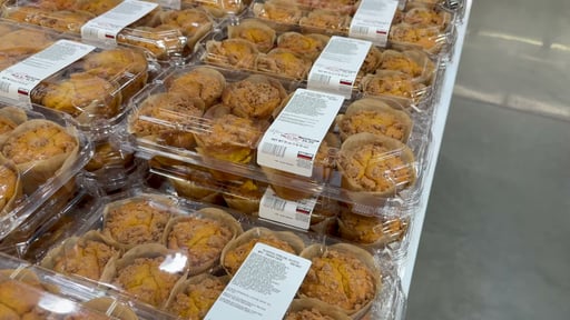 Pumpkin Streusel Muffin, 8 Count