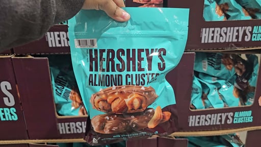Hershey's Almond Caramel Clusters 20 oz (1.25 lbs)