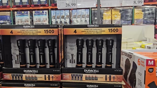 Duracell 1,500 Lumen Flashlight 4-Pack Hybrid Power