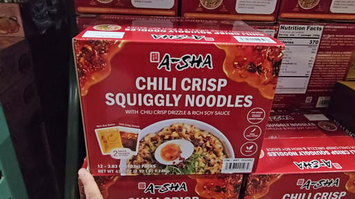 A-Sha Chili Crisp Squiggly Noodles 12ct