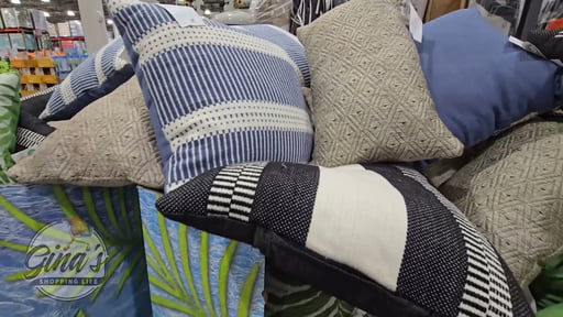 Brentwood Originals Indoor/Outdoor Decorative Pillow