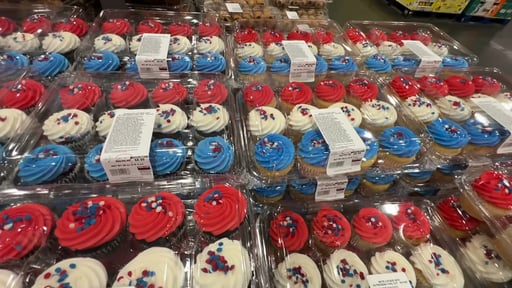 Kirkland Signature Decorated Cupcakes 12-Count