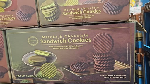 Gelovery Gift Matcha & Chocolate Sandwich Cookies