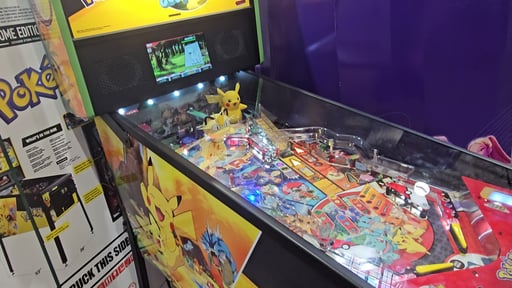 Stern Pinball Pokémon Home Edition Plus Pinball Machine