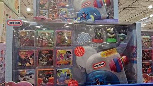 Little Tikes Story Dream Machine DreamWorks Bundle, 9 Stories