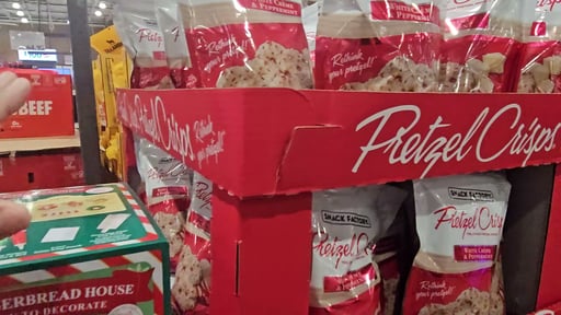 Snack Factory White Chocolate Peppermint Pretzel Crisps 20 oz
