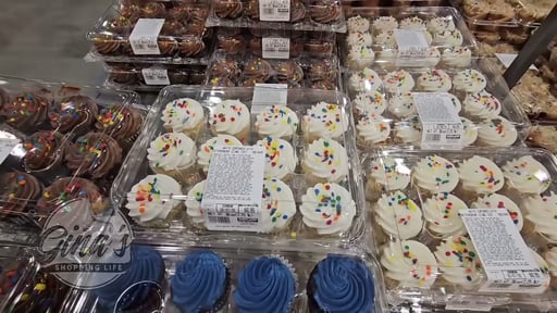 White Cupcakes with White Buttercream 12 Count