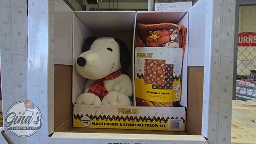 Peanuts Snoopy Plush Hugger & Reversible Throw Set