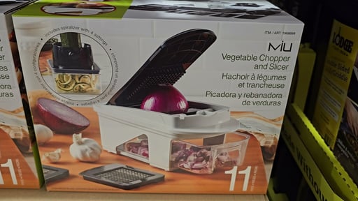 MIU 11-Piece Vegetable Chopper