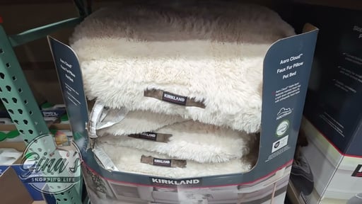 Kirkland Signature Aerocloud Pillow Pet Bed