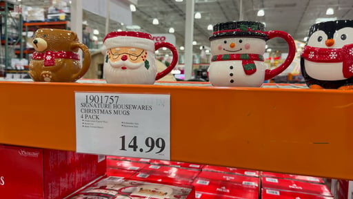 Signature Housewares Christmas Mugs, 4-Pack