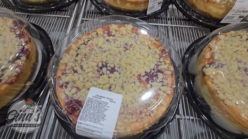 Kirkland Signature Strawberry Streusel Cheesecake