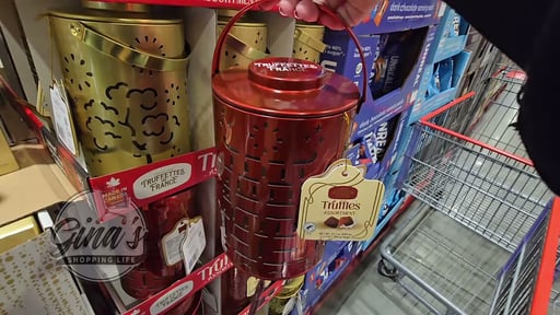 Lunar New Year Lantern with Truffles, 21.16 Ounces