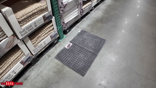 Devgiri Multineedle Grid Bath Mat