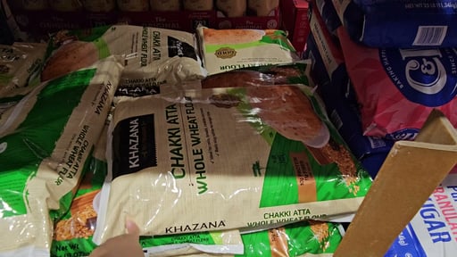 Khazana Whole Wheat Flour (Chakki Atta)