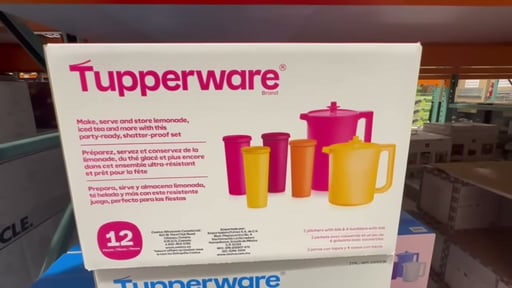 Tupperware Heritage 2-Pitchers & 4-Tumblers with Lids