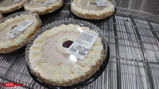 Strawberry Cream Pie, 3 lb 14 oz